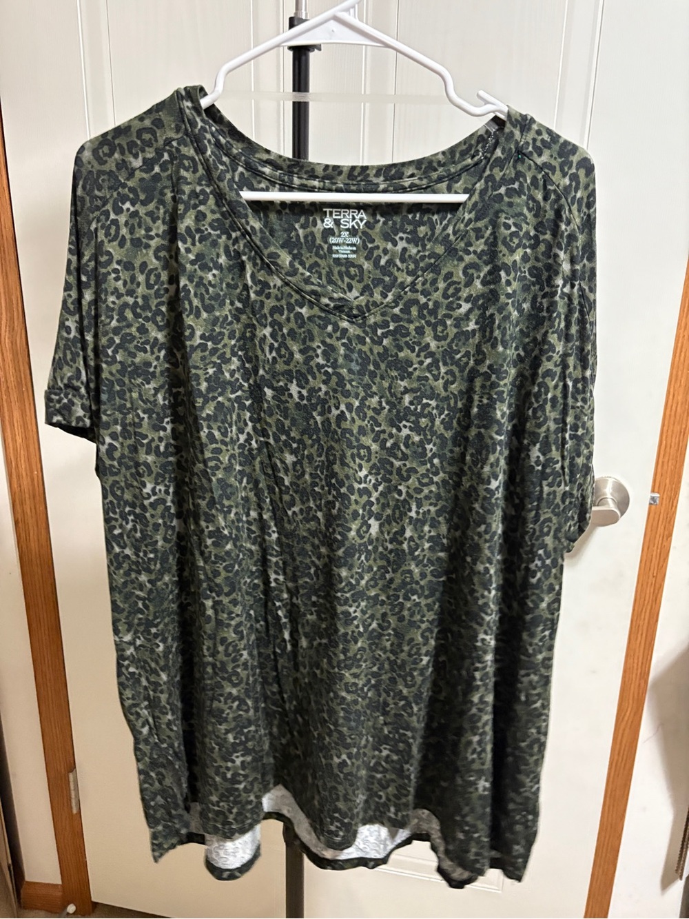 Terra & Sky Olive Green Leopard-Print Short Sleeve Tee